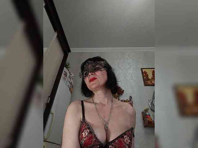 Lilya18 webcam