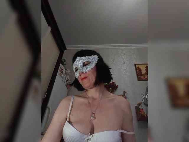 Lilya18 webcam