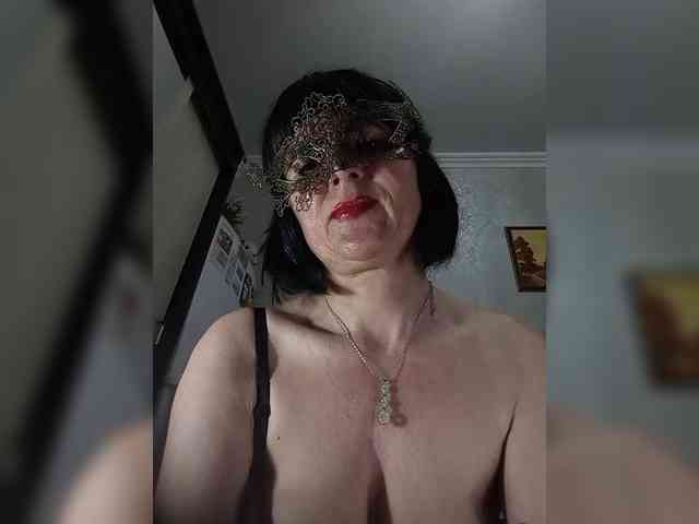 Lilya18 webcam