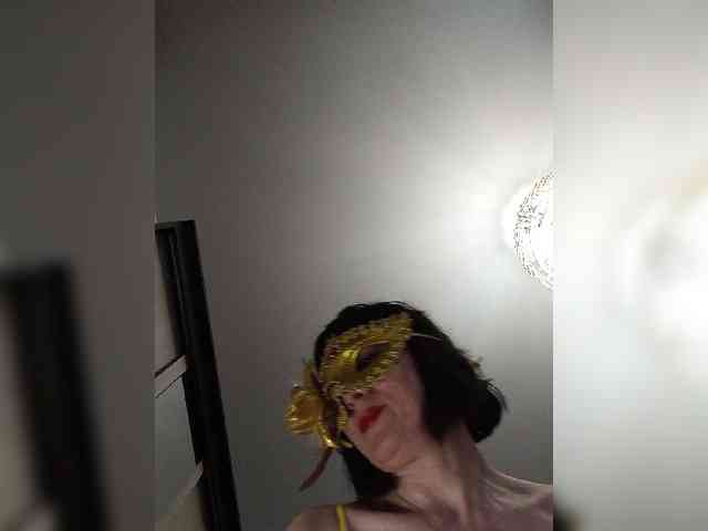 Lilya18 webcam