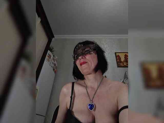Lilya18 webcam