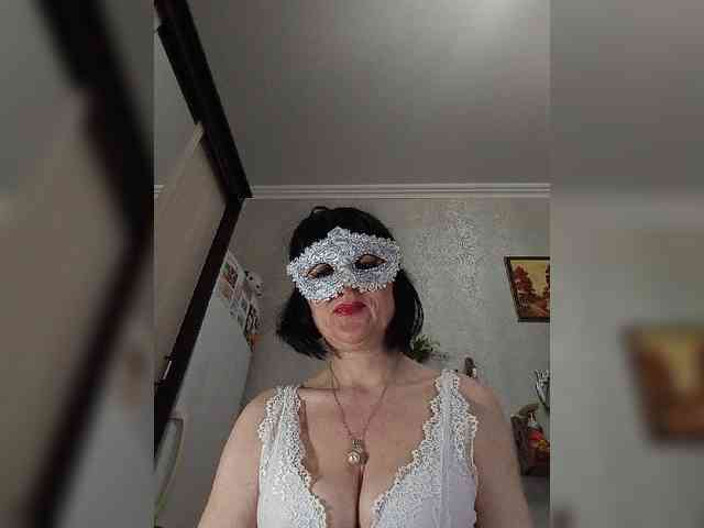 Lilya18 webcam