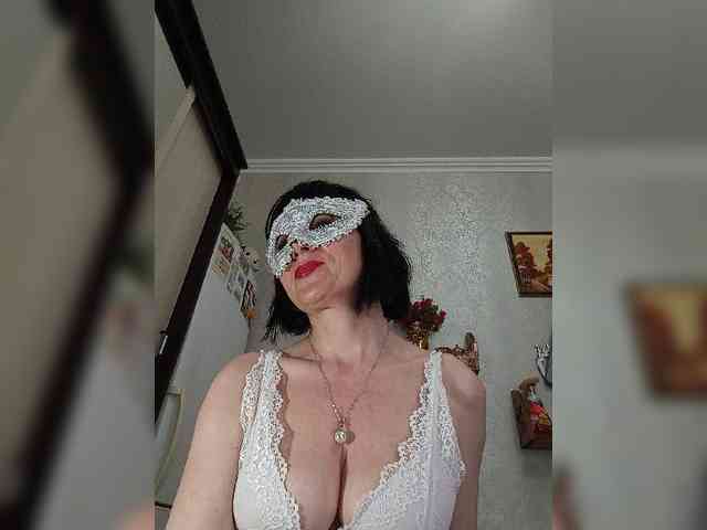 Lilya18 webcam