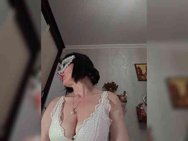 Lilya18 webcam