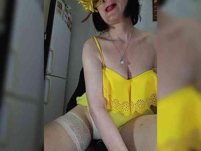 Lilya18 webcam