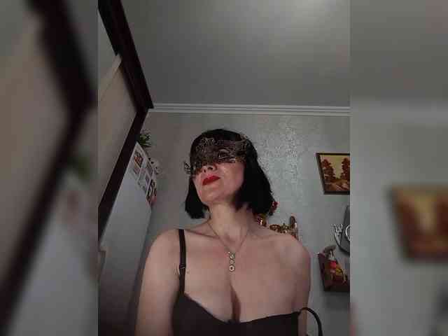 Lilya18 webcam