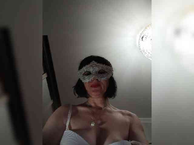 Lilya18 webcam