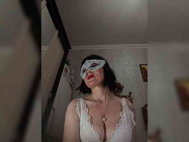Lilya18 webcam
