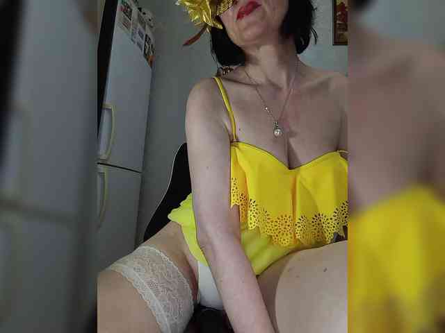 Lilya18 webcam