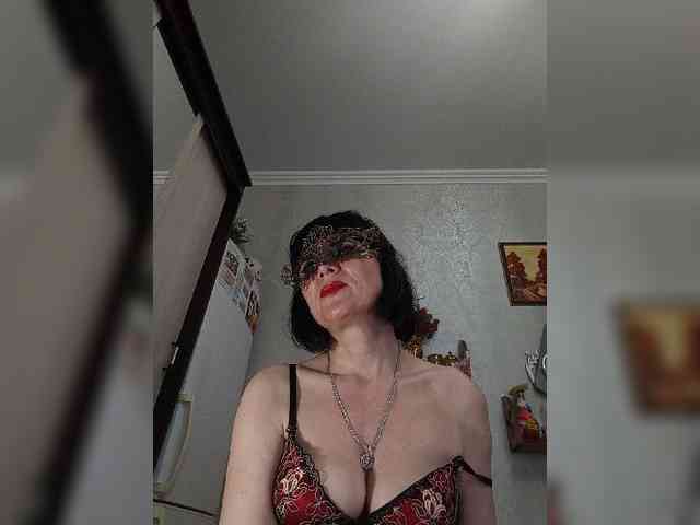 Lilya18 webcam