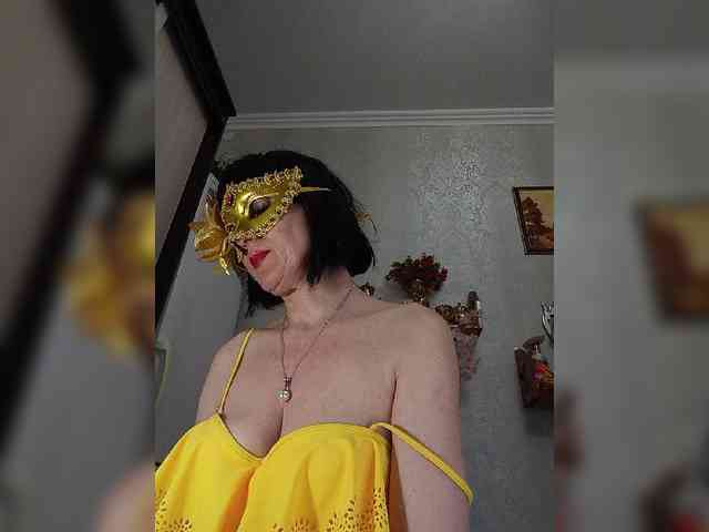 Lilya18 webcam