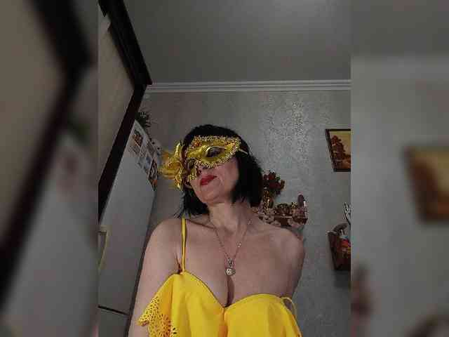Lilya18 webcam