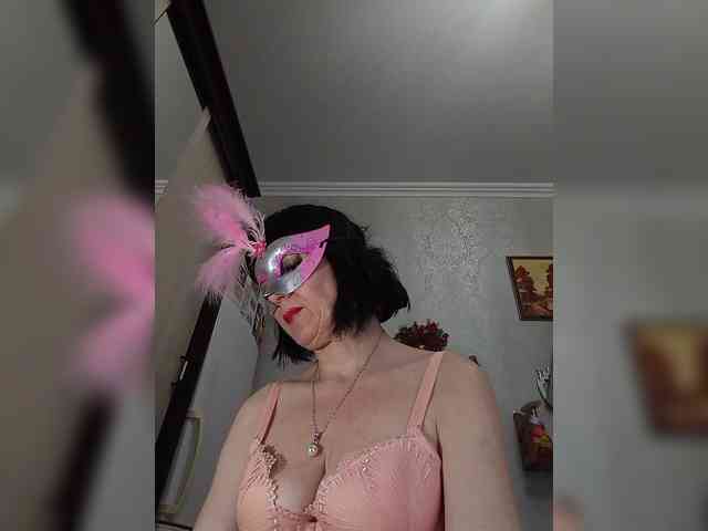Lilya18 webcam