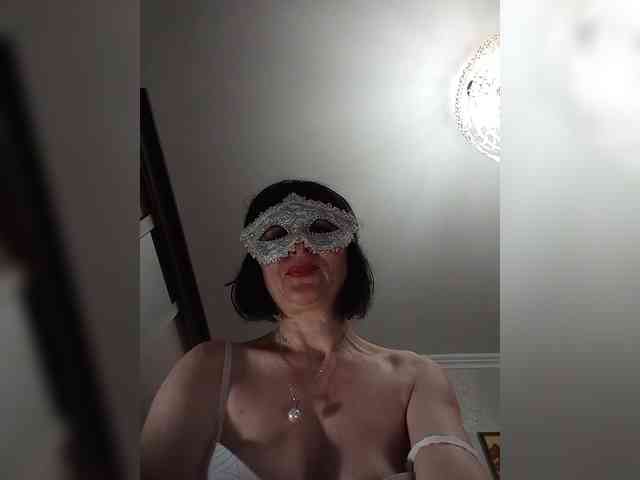 Lilya18 webcam