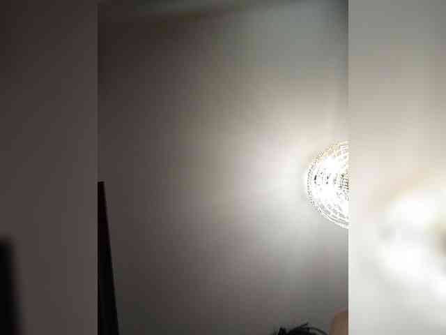 Lilya18 webcam