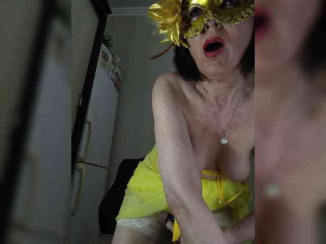 Lilya18 webcam