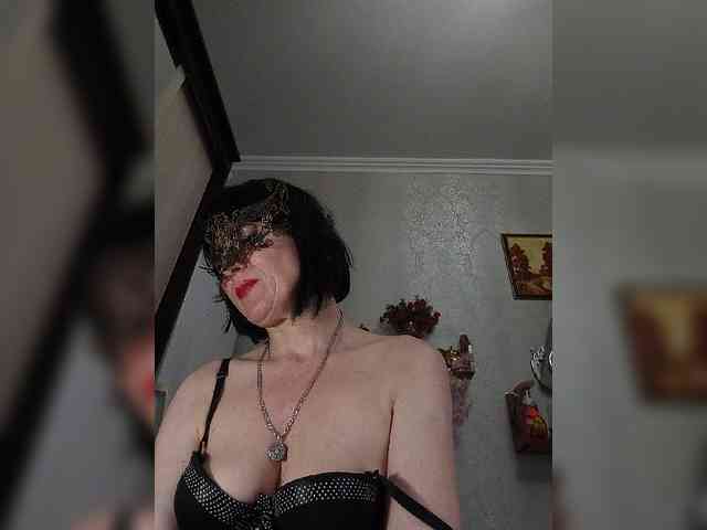 Lilya18 webcam