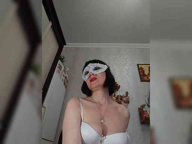 Lilya18 webcam