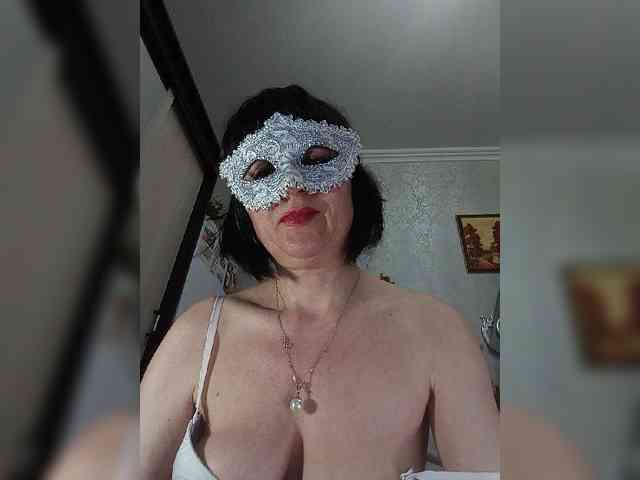 Lilya18 webcam