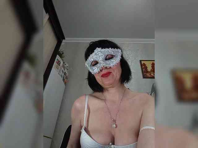 Lilya18 webcam