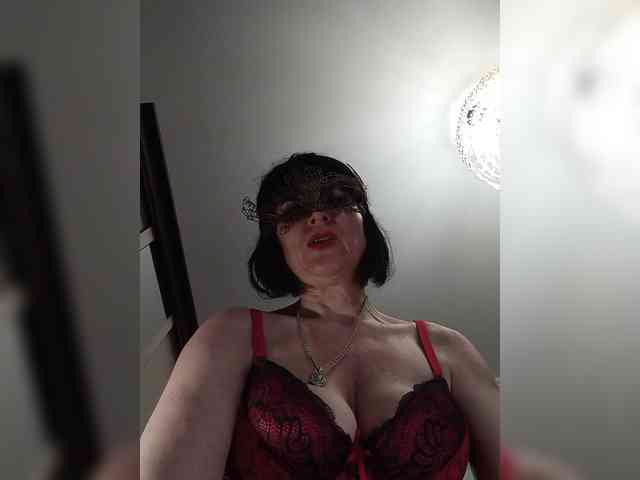 Lilya18 webcam