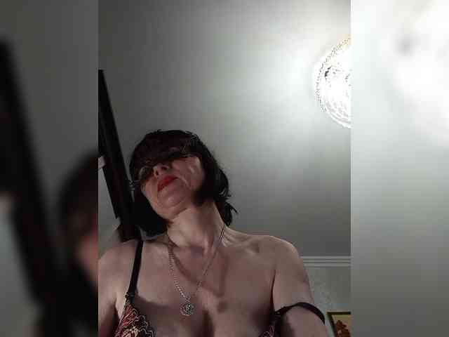 Lilya18 webcam