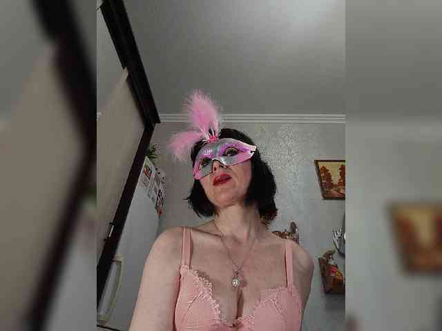 Lilya18 webcam