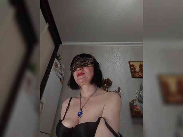 Lilya18 webcam
