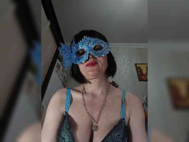 Lilya18 webcam