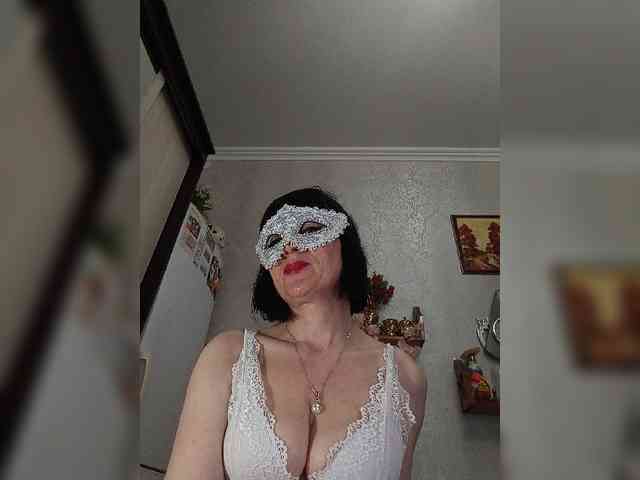 Lilya18 webcam