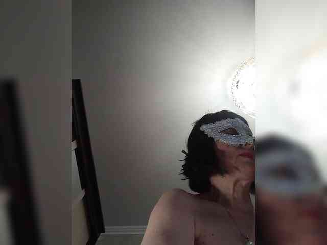 Lilya18 webcam