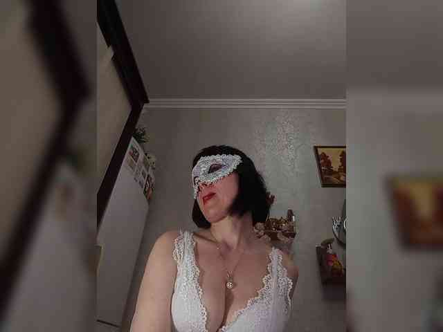 Lilya18 webcam