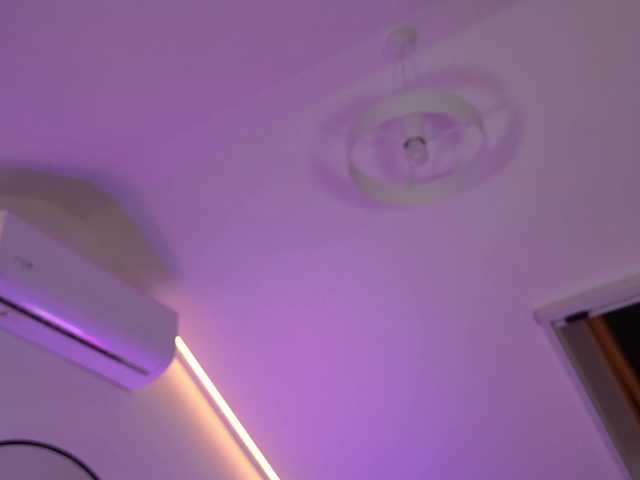 hayleybabe4's BongaCams show and profile