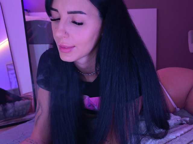 hayleybabe4's BongaCams show and profile