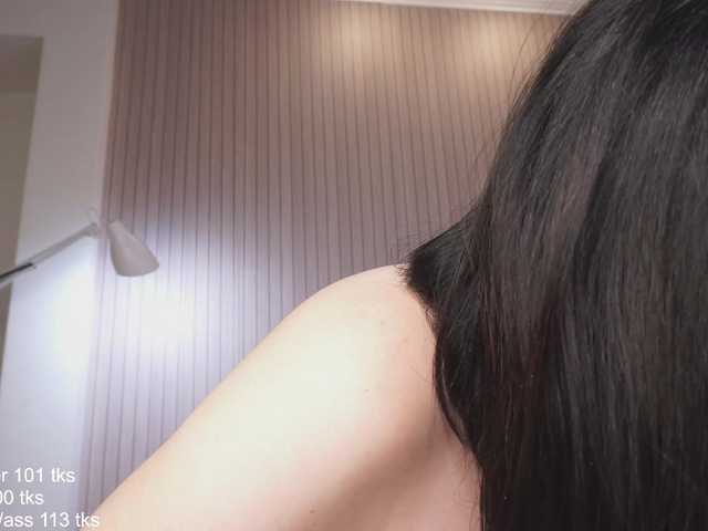 Holy_Hee