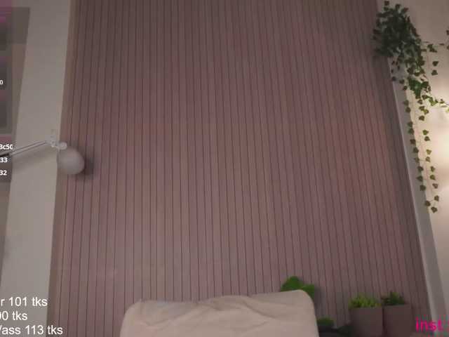 Holyhee live cam on BongaCams