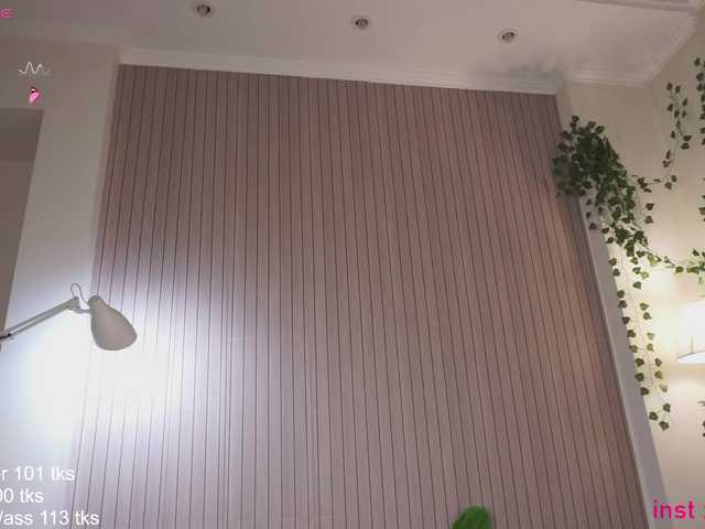 Holyhee live cam on BongaCams