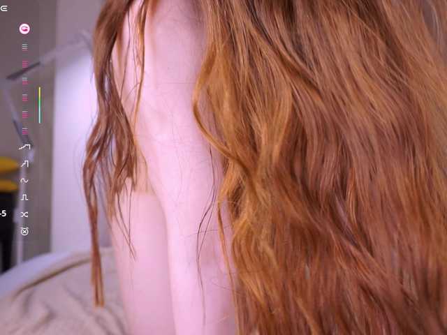 Holyhee's BongaCams profile