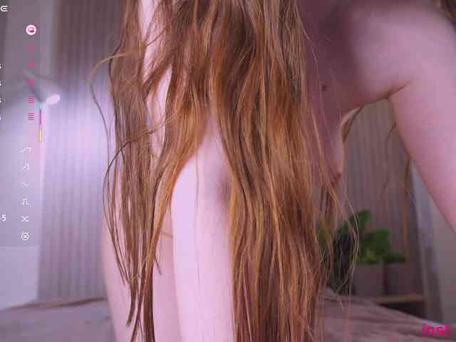 Holy_Hee webcam