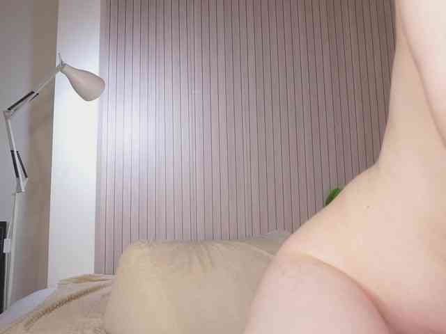Holyhee Sex Cam Show