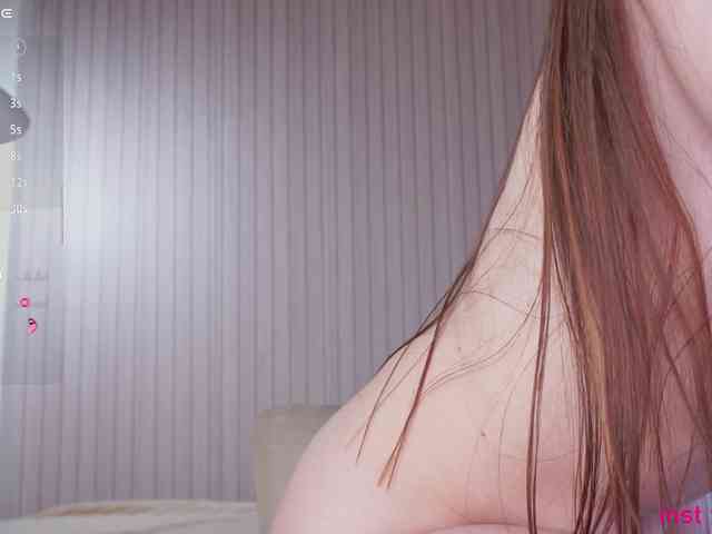 Holy_Hee webcam