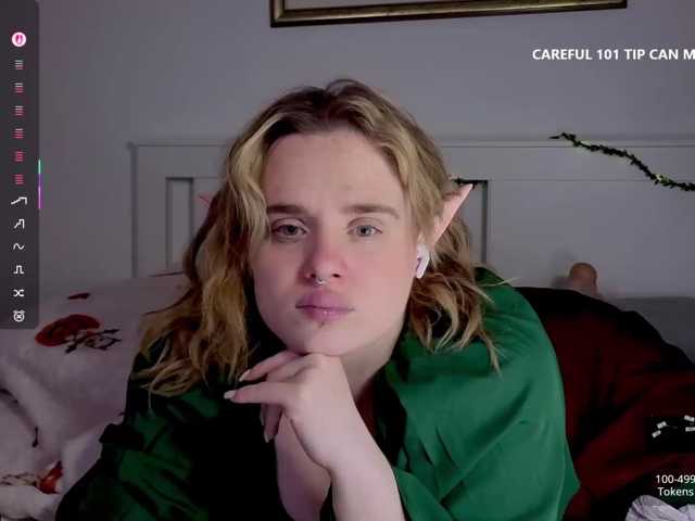 bambiishere live cam on BongaCams