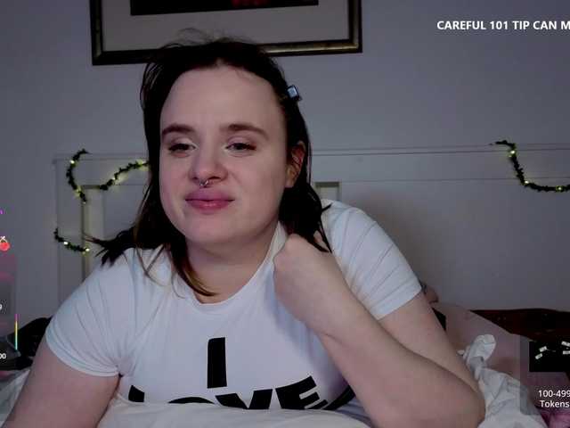 bambiishere's BongaCams show and profile