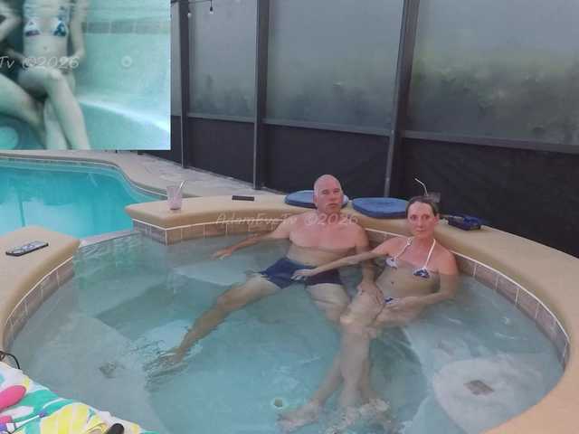 AdamEveTv live cam on BongaCams