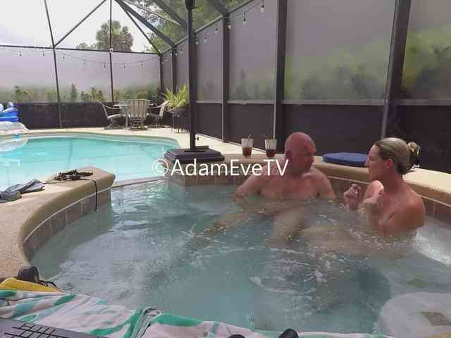 AdamEveTv webcam