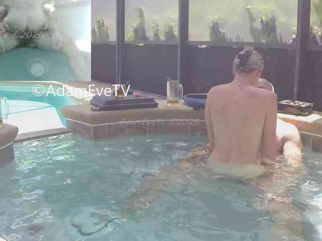 AdamEveTv webcam