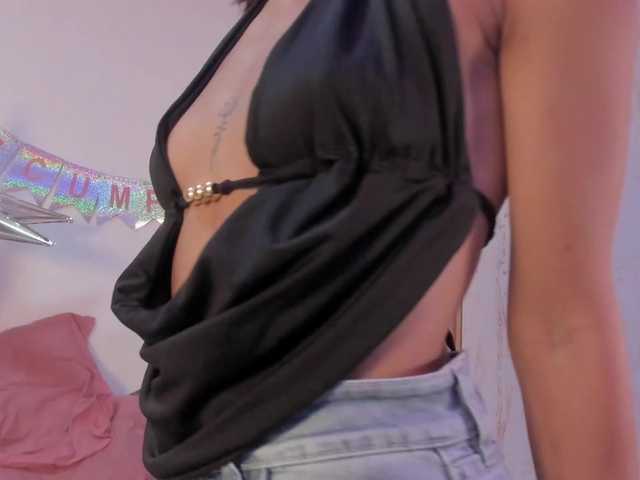twomilkyway live cam on BongaCams