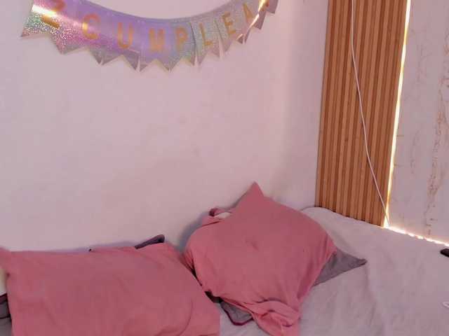 twomilkyway live cam on BongaCams