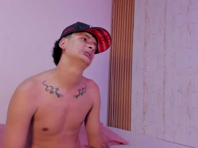 twomilkyway live cam on BongaCams