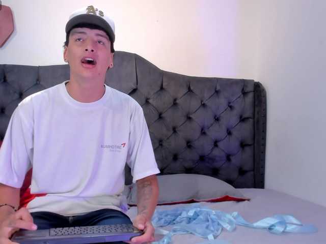 twomilkyway's BongaCams show and profile